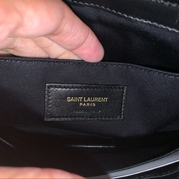 Saint Laurent Classic Monogram - Picture 7 of 9